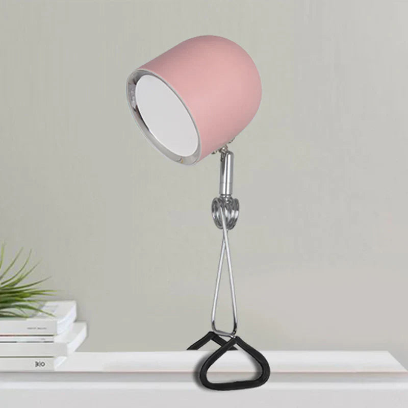 Adjustable Clip Table Lamp Modern Metal Design | Jarnivo