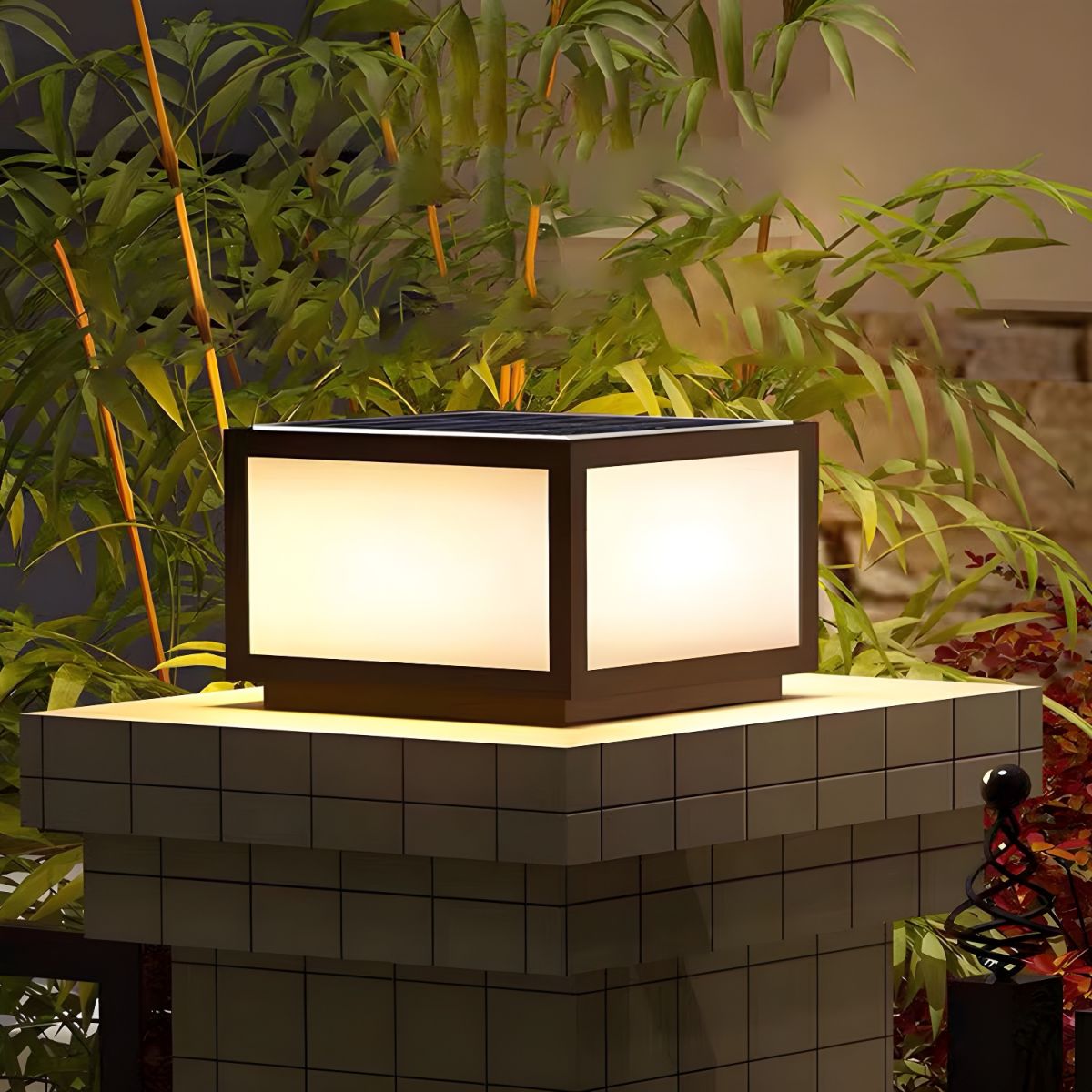 Black Solar LED Outdoor Pillar Light Acrylic Shade | Xarqen