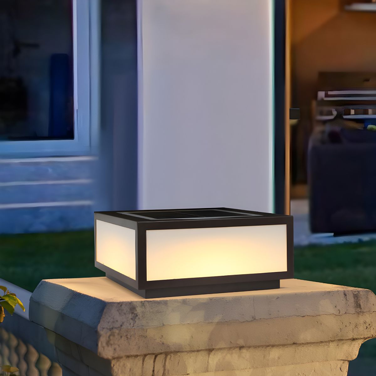 Black Solar LED Outdoor Pillar Light Acrylic Shade | Xarqen