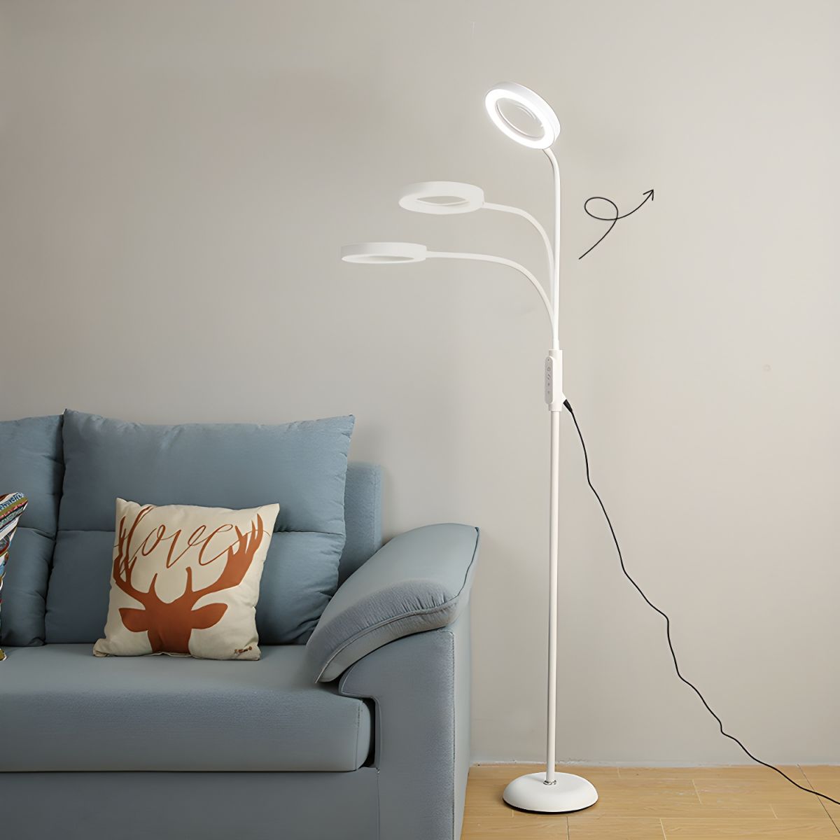 Contemporary LED Floor Lamp With Adjustable Metal Form | Lorvane