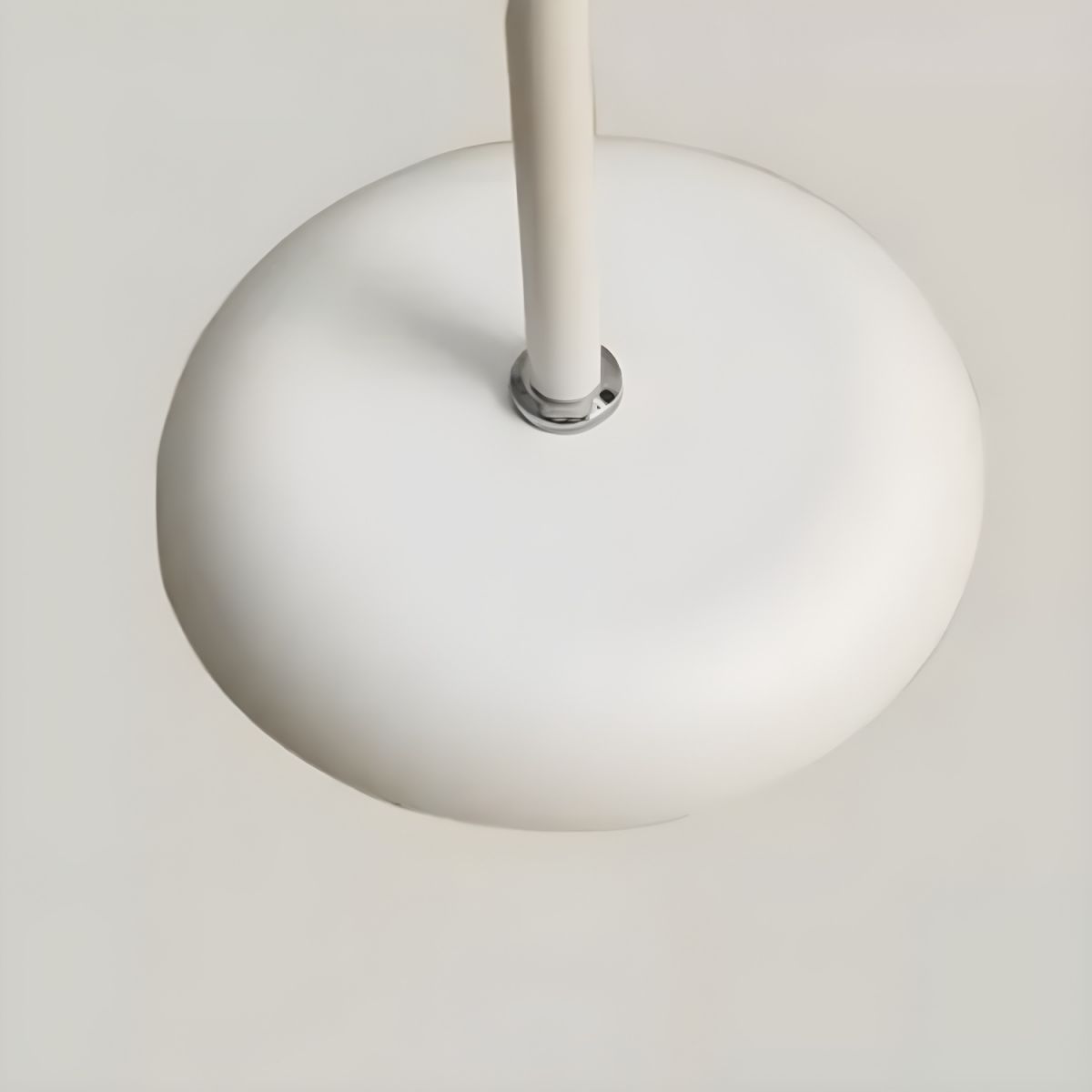 Contemporary LED Floor Lamp With Adjustable Metal Form | Lorvane