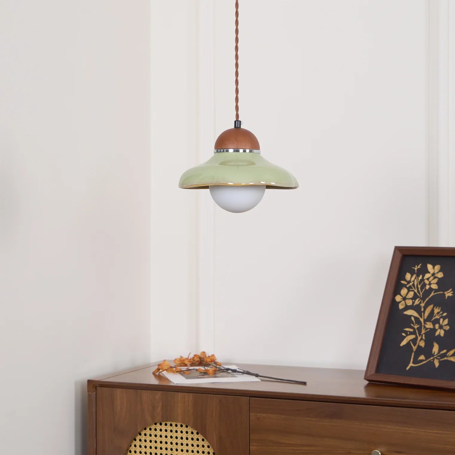 Green Ceramic Pendant Light with Frosted Glass Diffuser | Valoren