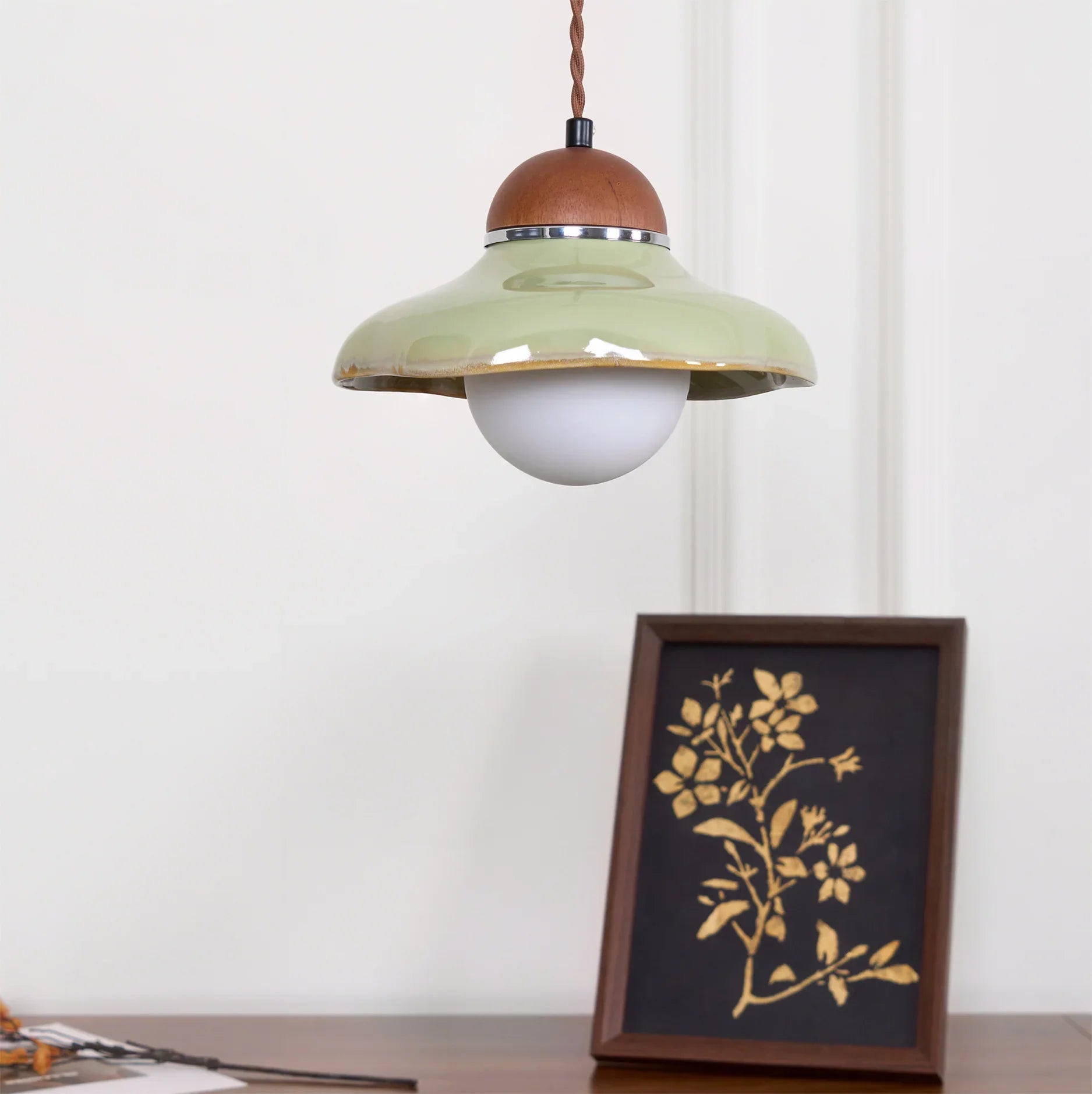 Green Ceramic Pendant Light with Frosted Glass Diffuser | Valoren