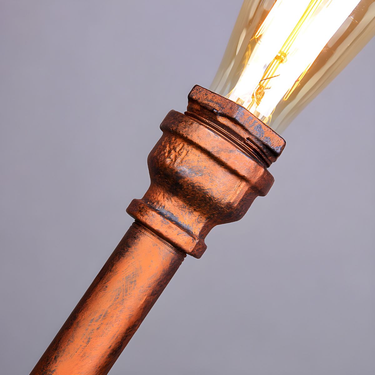 Industrial Metal Pipe Table Lamp For Modern Spaces | Kelvion