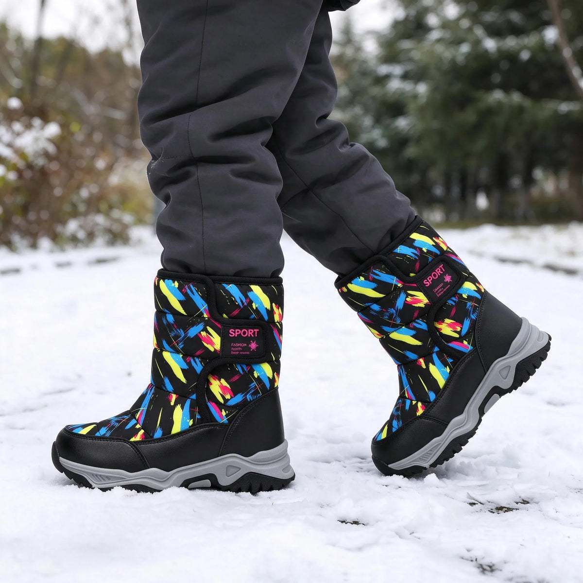 Insulated Ankle Lug Sole Snow Boots