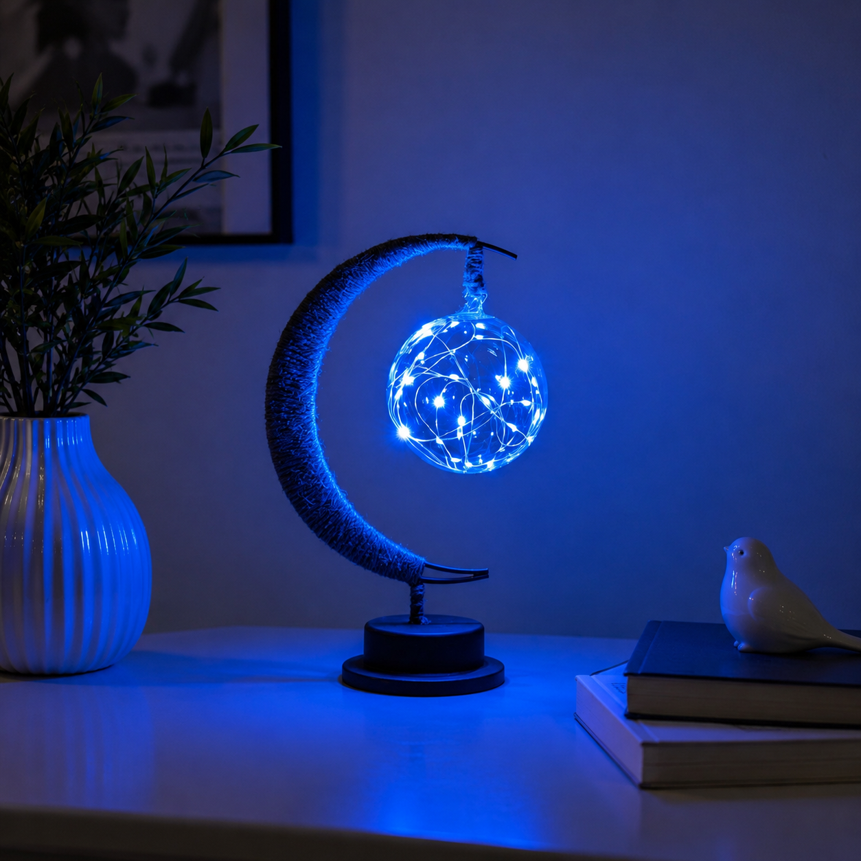LED Sphere Crescent Moon Table Lamp Modern Design | Dremica