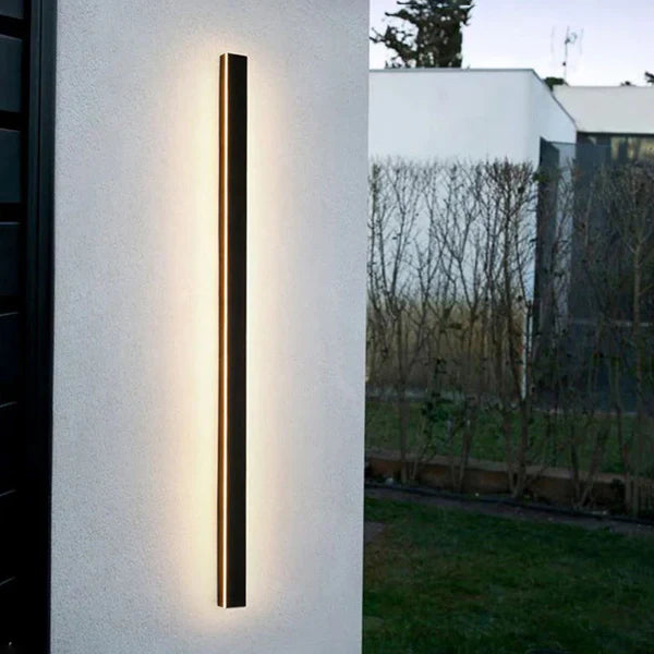 Linear Black LED Outdoor Garden Wall Light Fixture | Wallora