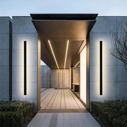 Linear Black LED Outdoor Garden Wall Light Fixture | Wallora