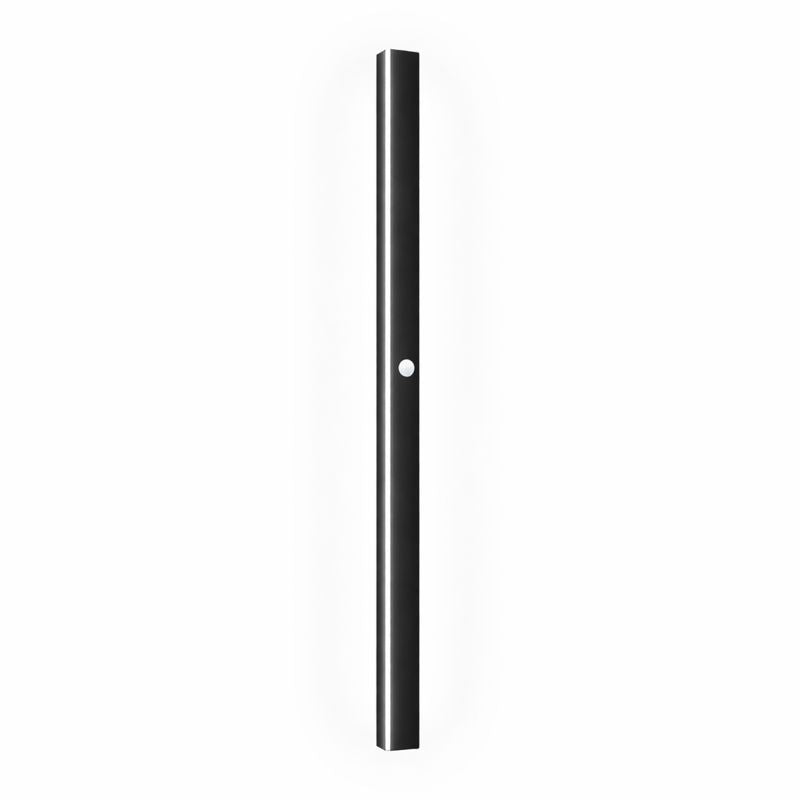 Linear Black LED Outdoor Garden Wall Light Fixture | Wallora