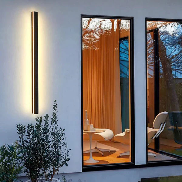 Linear Black LED Outdoor Garden Wall Light Fixture | Wallora