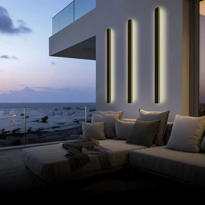 Linear Black LED Outdoor Garden Wall Light Fixture | Wallora