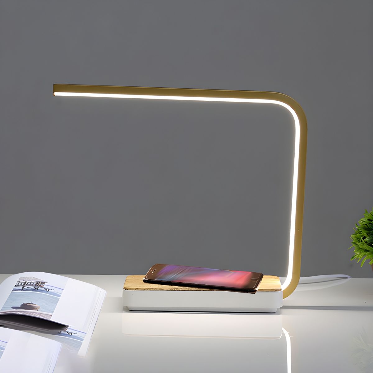 Linear Touch Dimming Table Lamp With Modern LED Light | Quenvara
