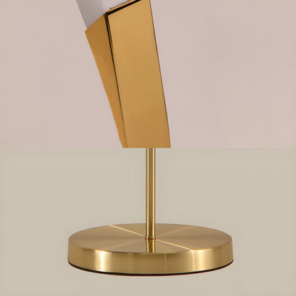 Metal LED Bird Shape Floor Lamp for Modern Interiors | Serelux