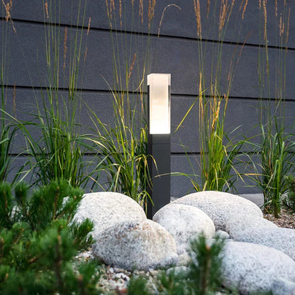 Metal Solar Motion Sensor Outdoor Pathway Light | Soluma