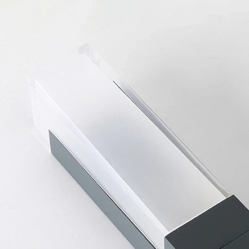Metal Solar Motion Sensor Outdoor Pathway Light | Soluma