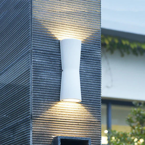 Minimalist Metal Torch Outdoor Wall Light Fixture | Sconira