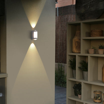 Minimalist Waterproof Acrylic Outdoor Wall Light | Solvian