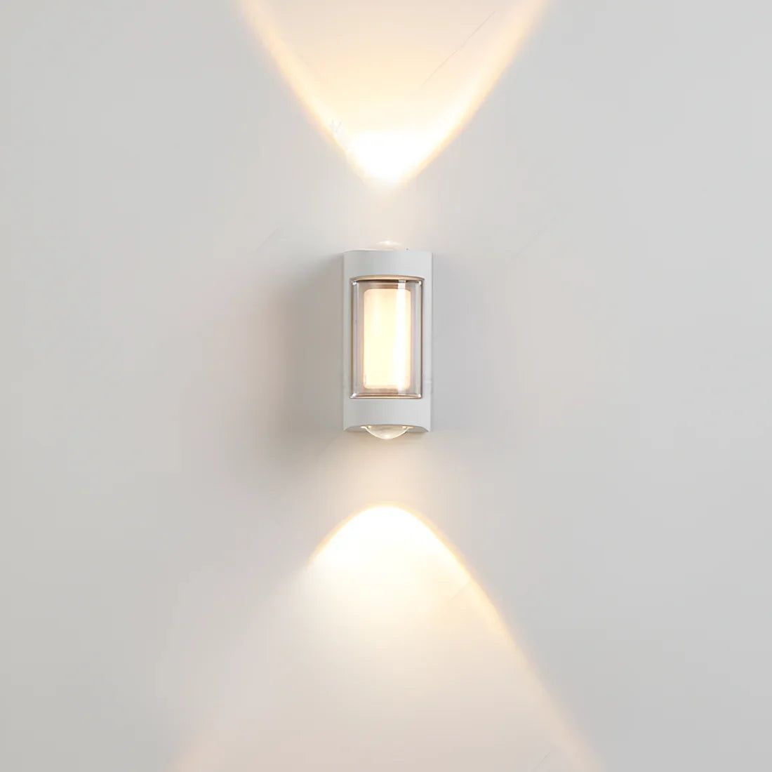 Minimalist Waterproof Acrylic Outdoor Wall Light | Solvian