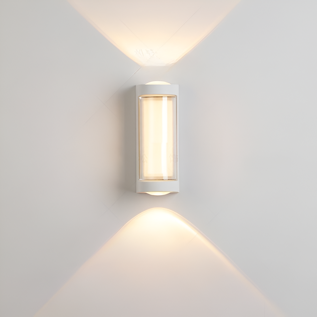 Minimalist Waterproof Acrylic Outdoor Wall Light | Solvian