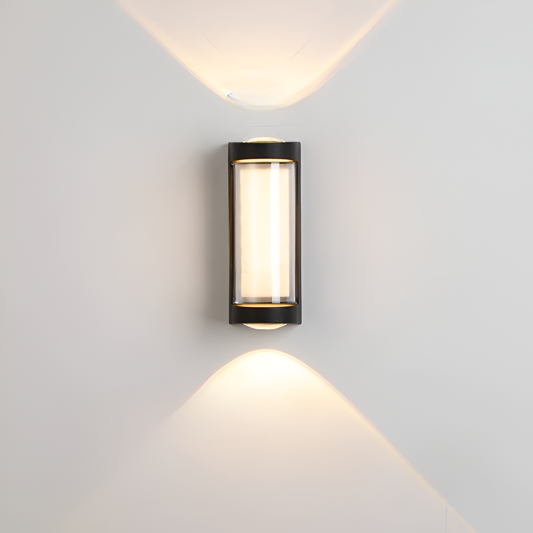 Minimalist Waterproof Acrylic Outdoor Wall Light | Solvian