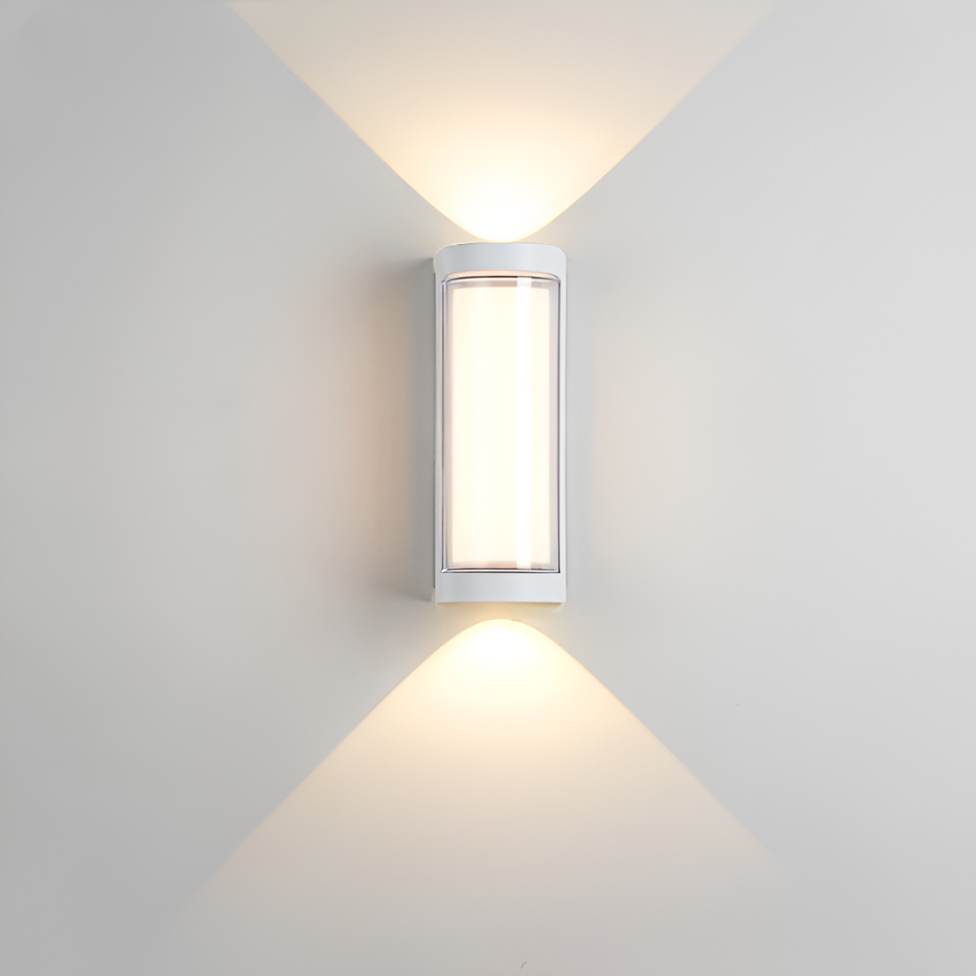 Minimalist Waterproof Acrylic Outdoor Wall Light | Solvian