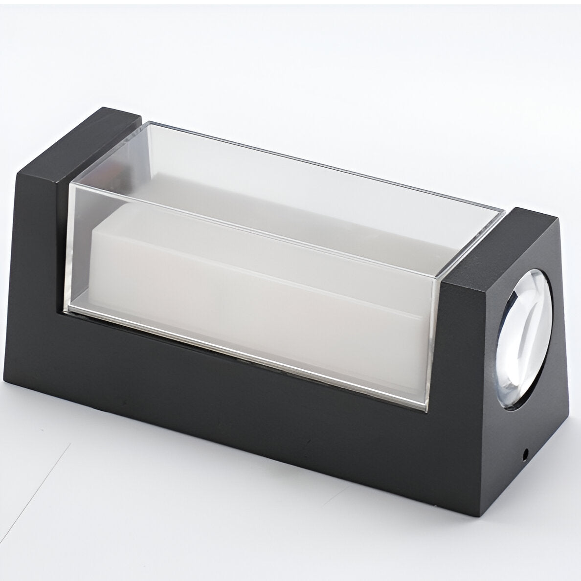 Minimalist Waterproof Acrylic Outdoor Wall Light | Solvian