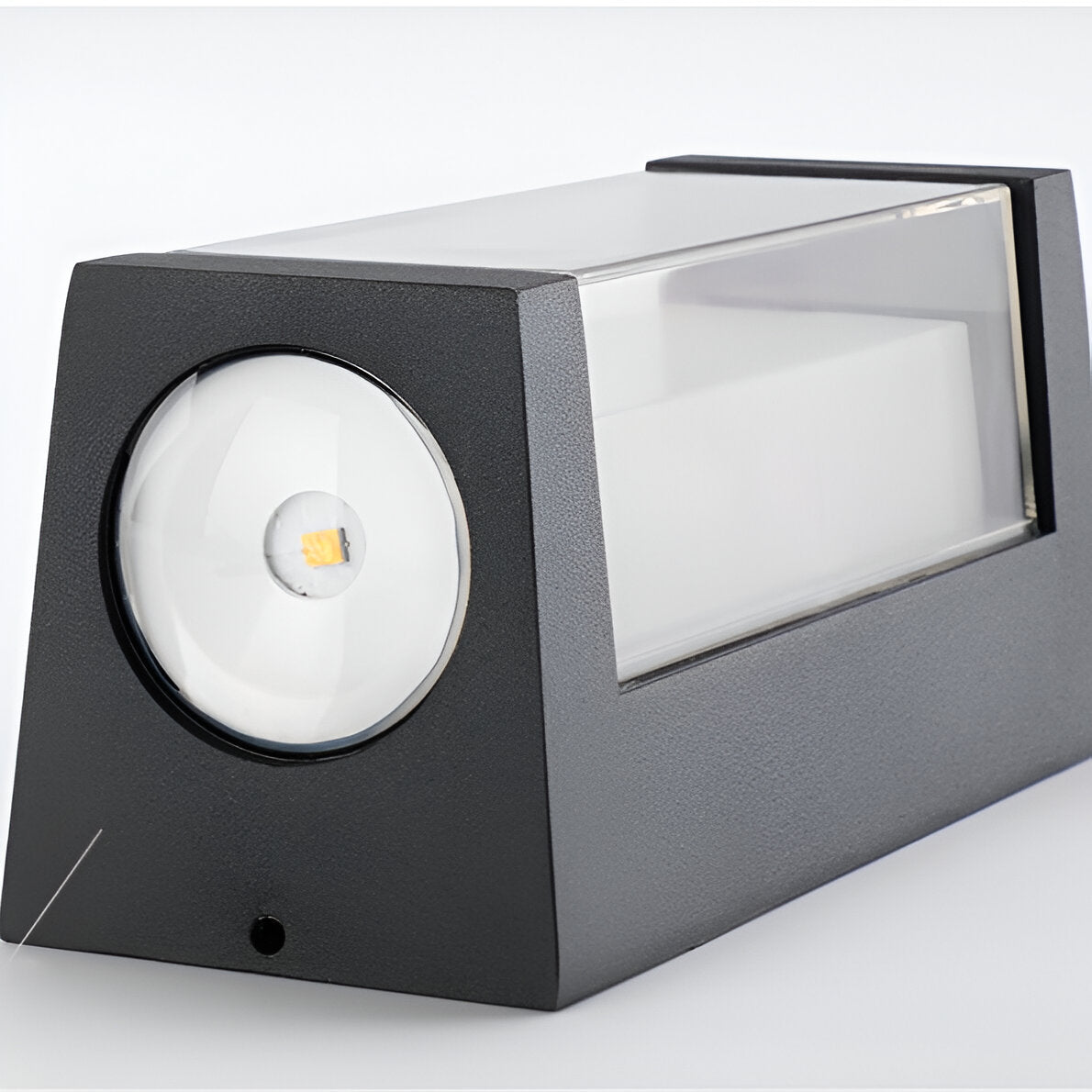 Minimalist Waterproof Acrylic Outdoor Wall Light | Solvian