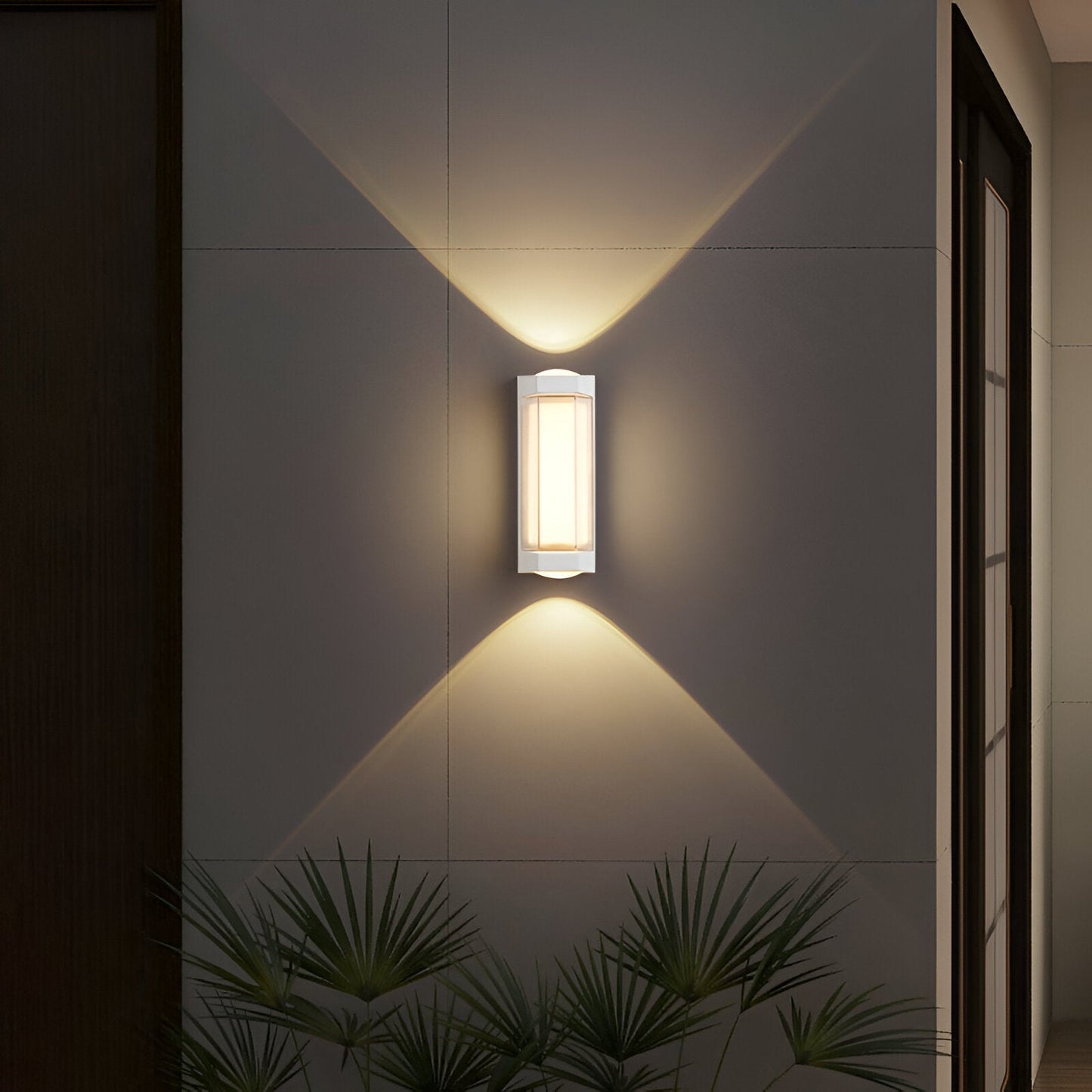 Minimalist Waterproof Acrylic Outdoor Wall Light | Solvian