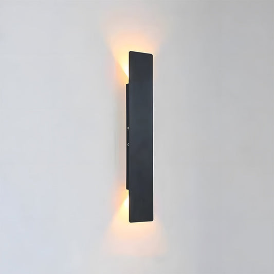 Modern Aluminium LED Outdoor Wall Light Fixture | Aluvia