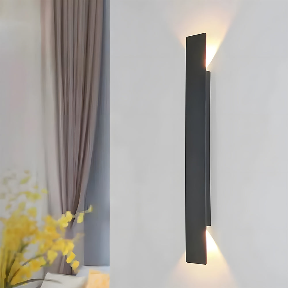 Modern Aluminium LED Outdoor Wall Light Fixture | Aluvia