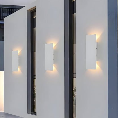 Modern Aluminium LED Outdoor Wall Light Fixture | Aluvia