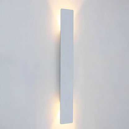 Modern Aluminium LED Outdoor Wall Light Fixture | Aluvia