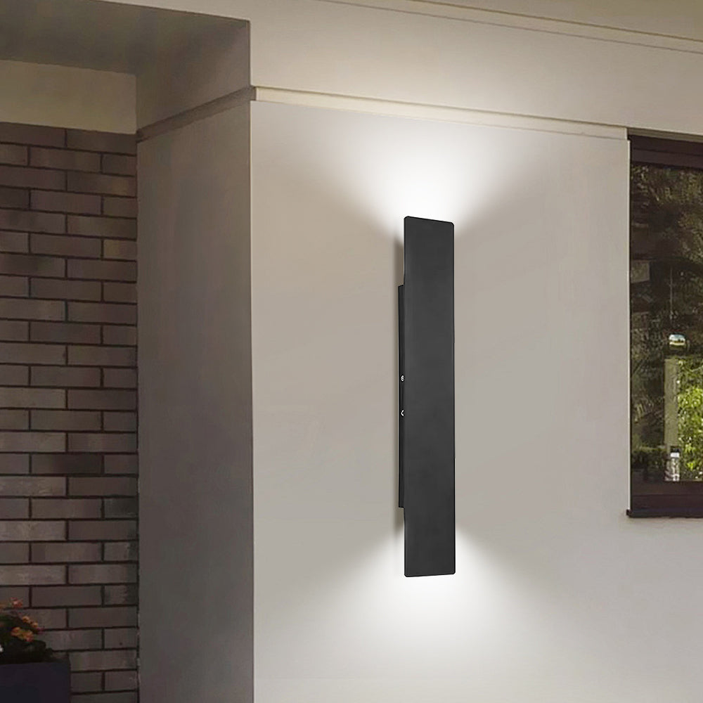 Modern Aluminium LED Outdoor Wall Light Fixture | Aluvia