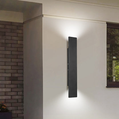 Modern Aluminium LED Outdoor Wall Light Fixture | Aluvia