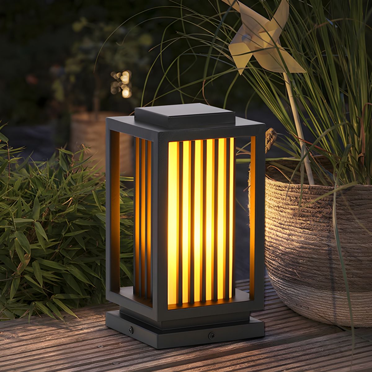 Modern Black Rectangular LED Outdoor Pillar Lamp | Lumoro
