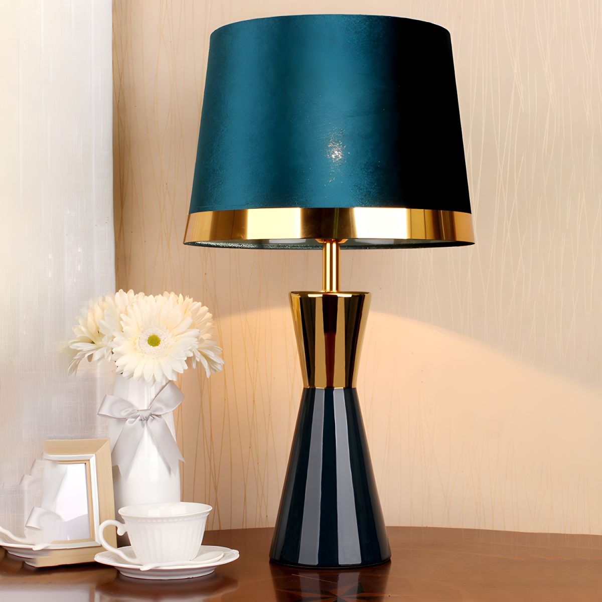 Modern Ceramic Table Lamp with Cone Fabric Shade | Sarveta