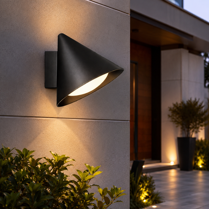 Modern Cone Metal Outdoor Wall Light with Warm LED | Sconera