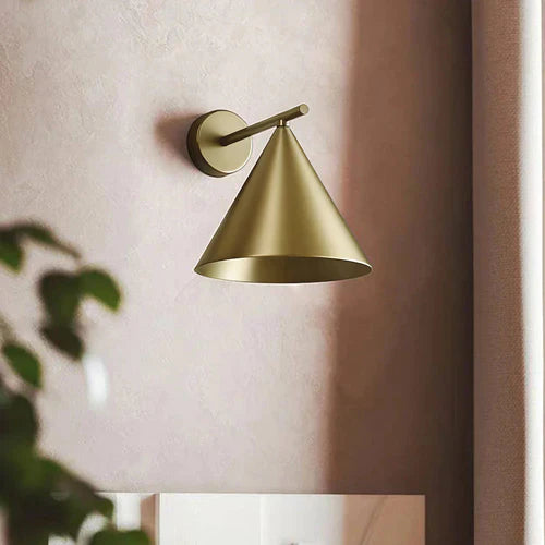 Modern Cone Metal Outdoor Wall Light with Warm LED | Sconera