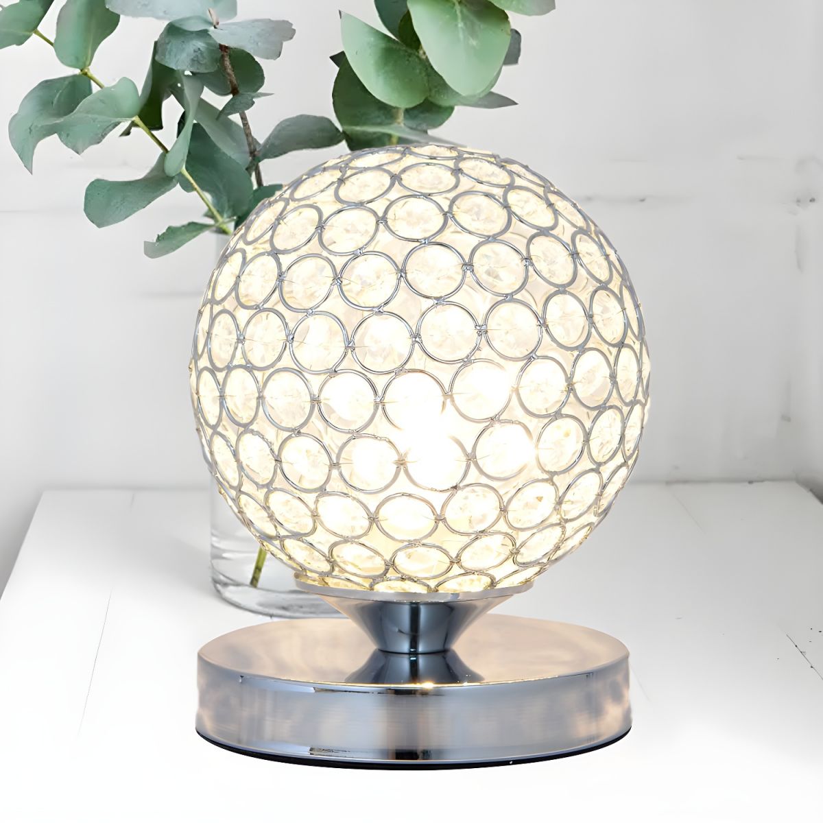Modern Crystal Shade Table Lamp For Bedroom Accent | Valtrexa