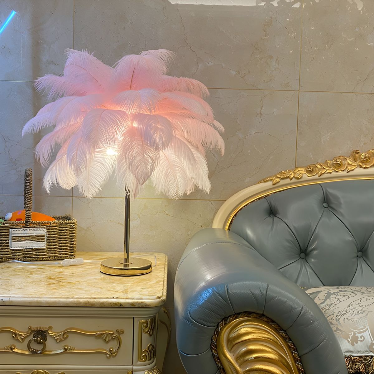 Modern Feather Shade Table Lamp with Five Light Sources | Zyqora