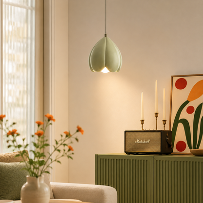 Modern Floral Resin Shade Pendant Light for Interiors | Quorel