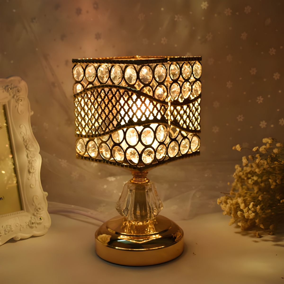 Modern Gold Crystal Shade Table Lamp With LED Light | Envoris