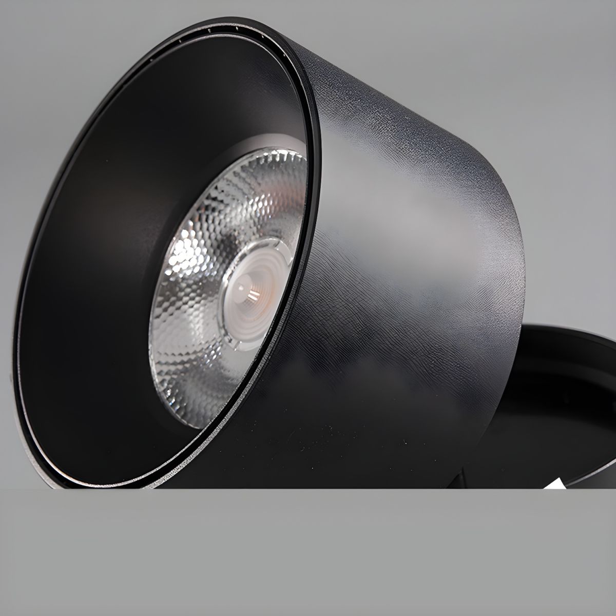 Modern LED Ceiling Flush Mount Light | Lumeon