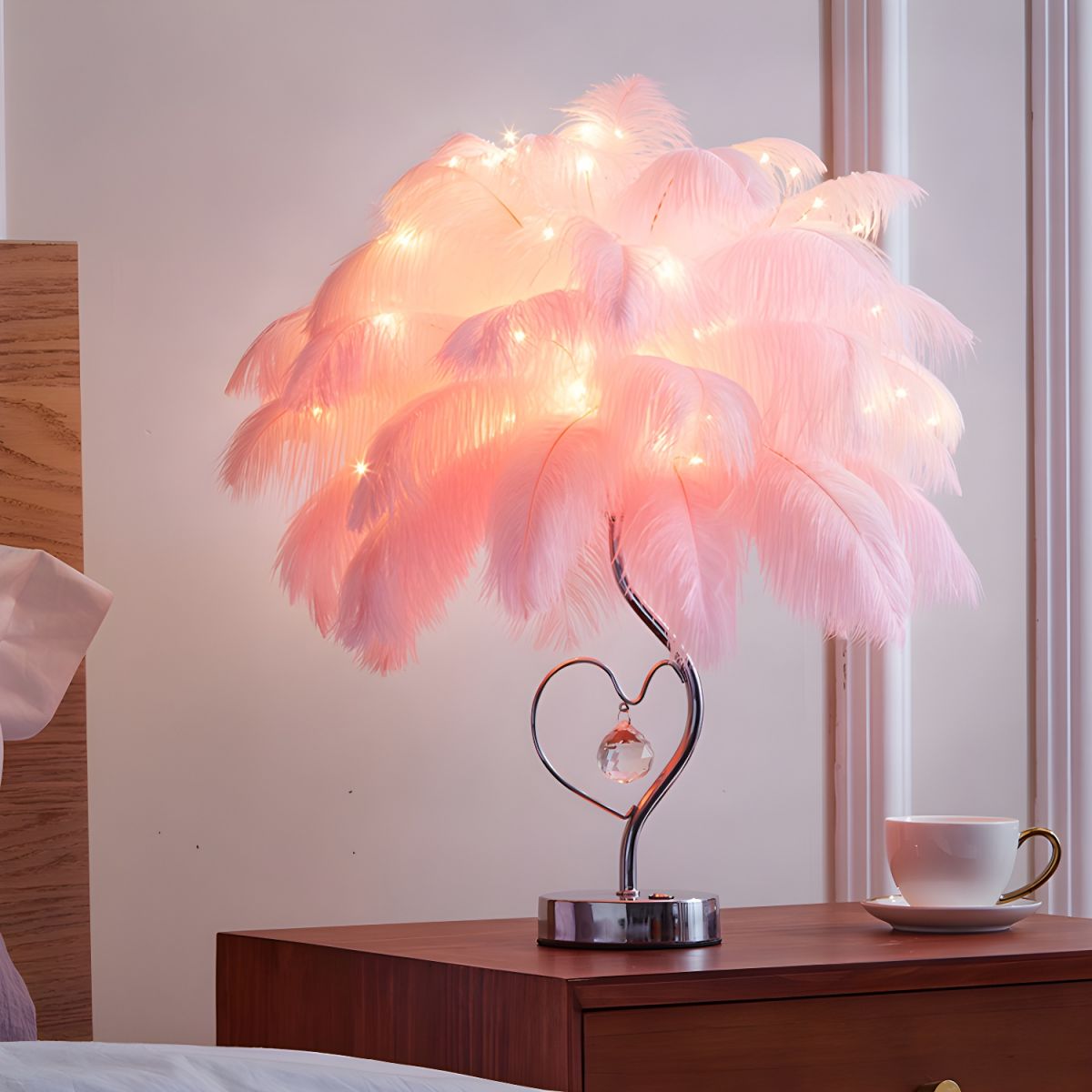 Modern LED Table Lamp with Feather Shade Romantic Style | Wyntera