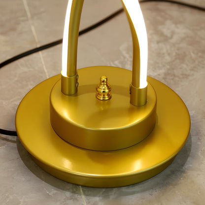 Modern Linear Metal Floor Lamp for Living Spaces | Lamven