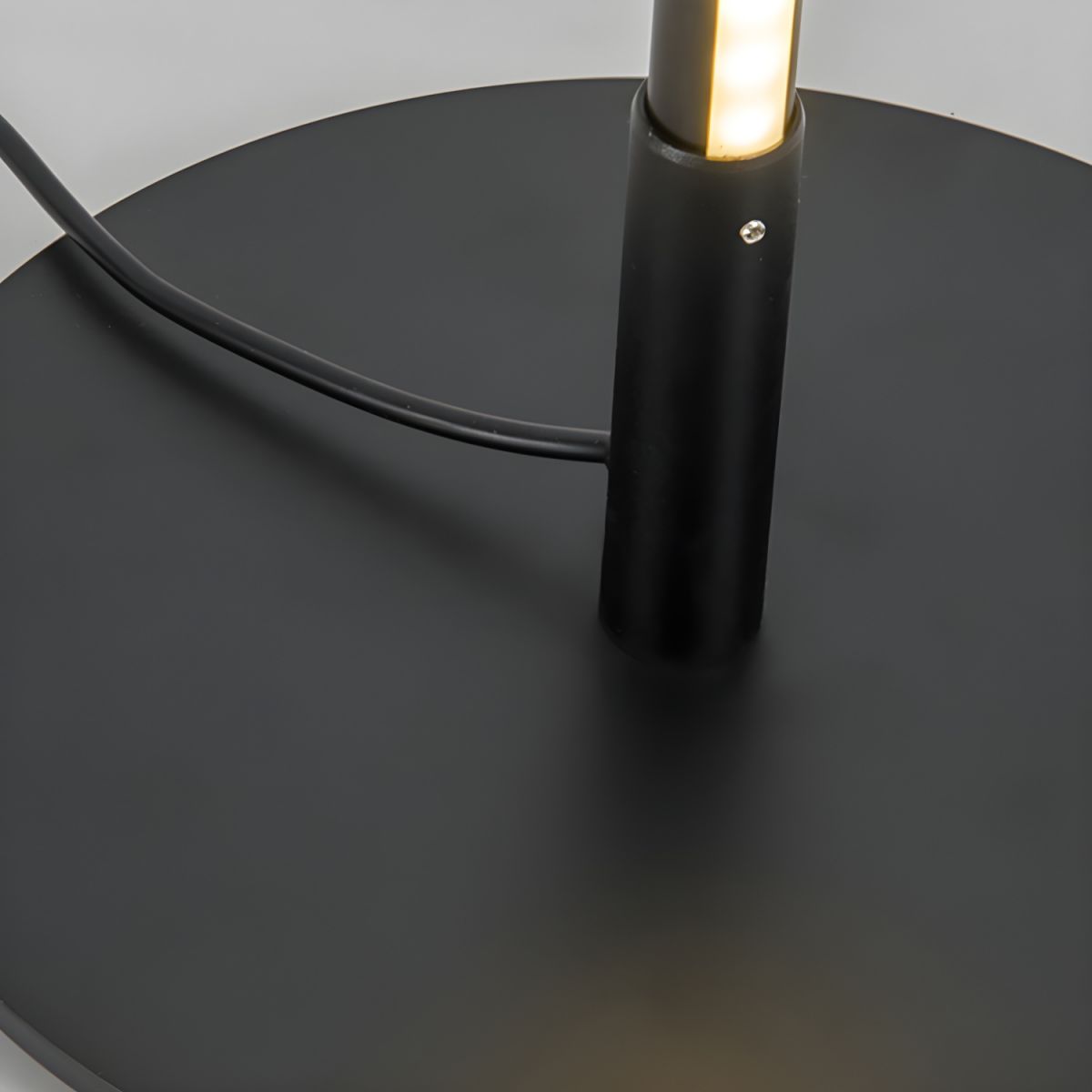 Modern Linear Metal Floor Lamp with Acrylic Shade | Luxora