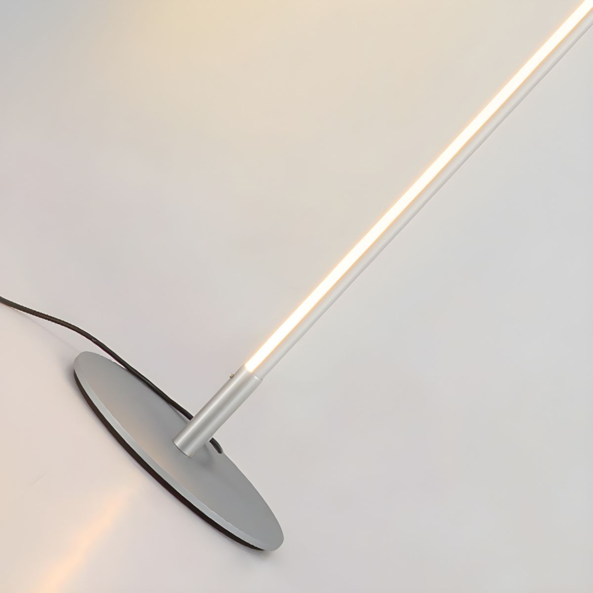 Modern Linear Metal Floor Lamp with Acrylic Shade | Luxora