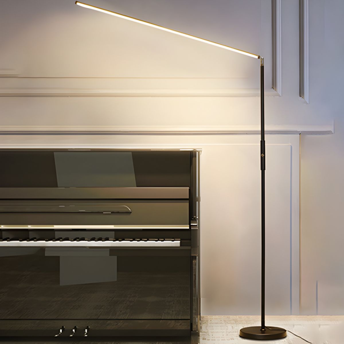 Modern Metal Floor Lamp With Clean Linear LED Form | Norveth