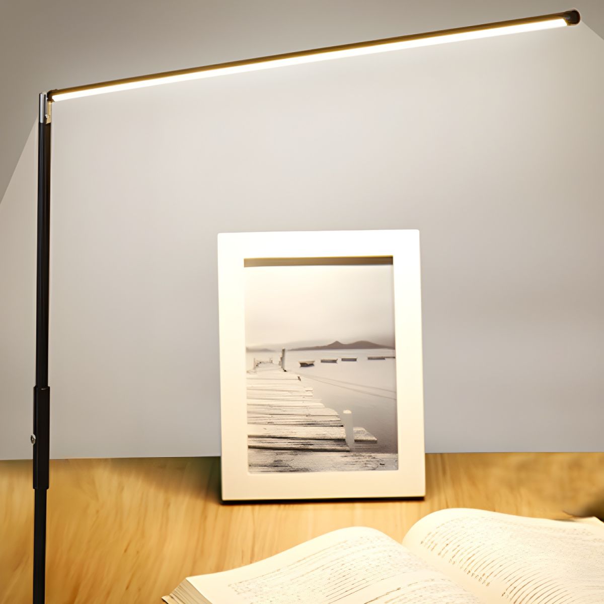 Modern Metal Floor Lamp With Clean Linear LED Form | Norveth