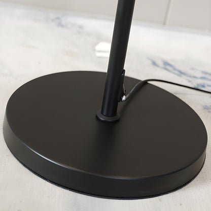 Modern Metal Floor Lamp With Clean Linear LED Form | Norveth